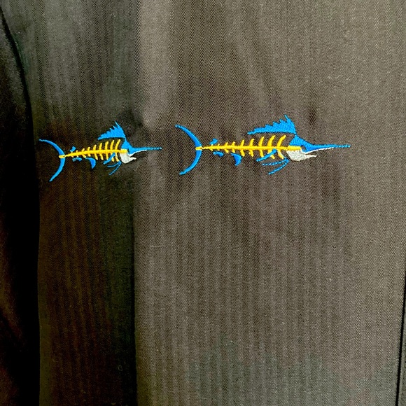 EUC - Hook & Tackle Marlin Swordfish Embroidered Button Up Dress Shirt - Picture 3 of 12
